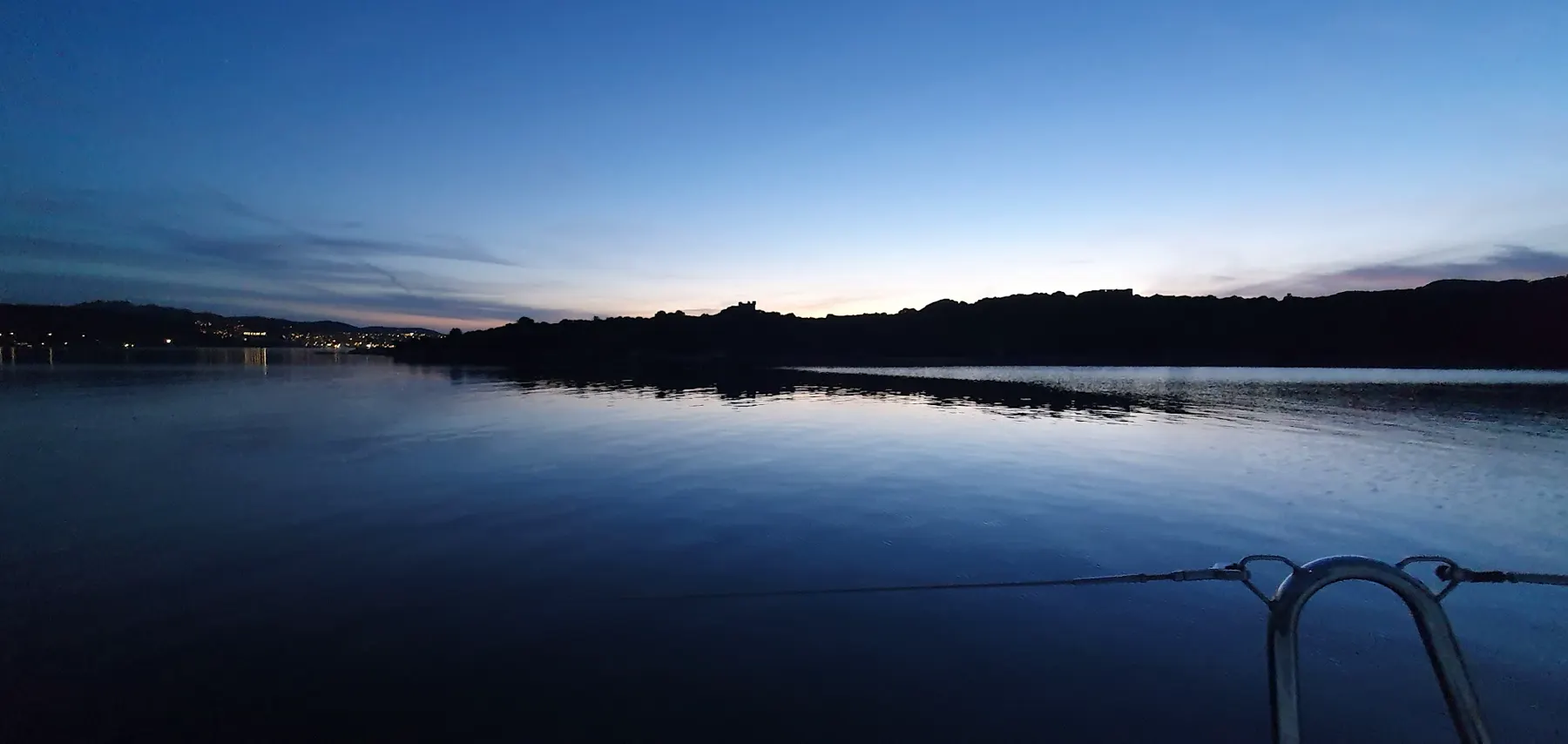 Alba sul mare piatto