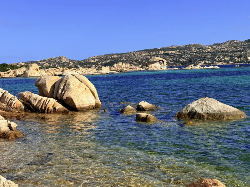 Graniti e mare della costa sarda